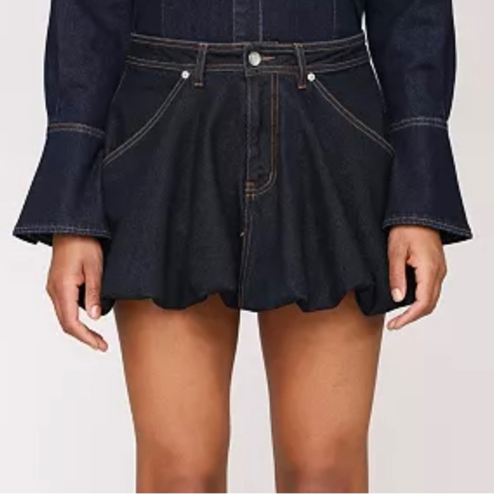 ✨Denim Bubble Mini Skirt✨